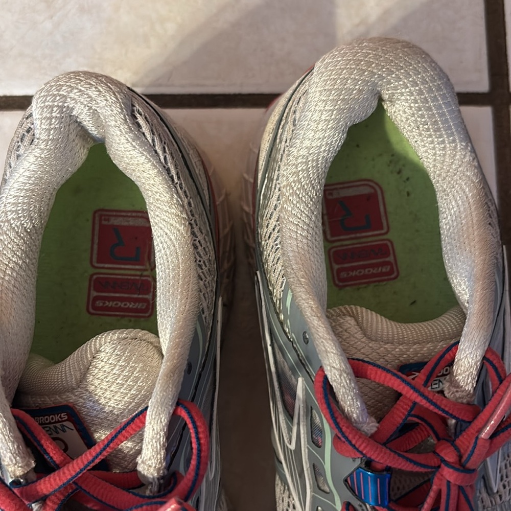 Brooks Size 8.5 Ravenna Athletic Shoes - Picture 6 of 17
